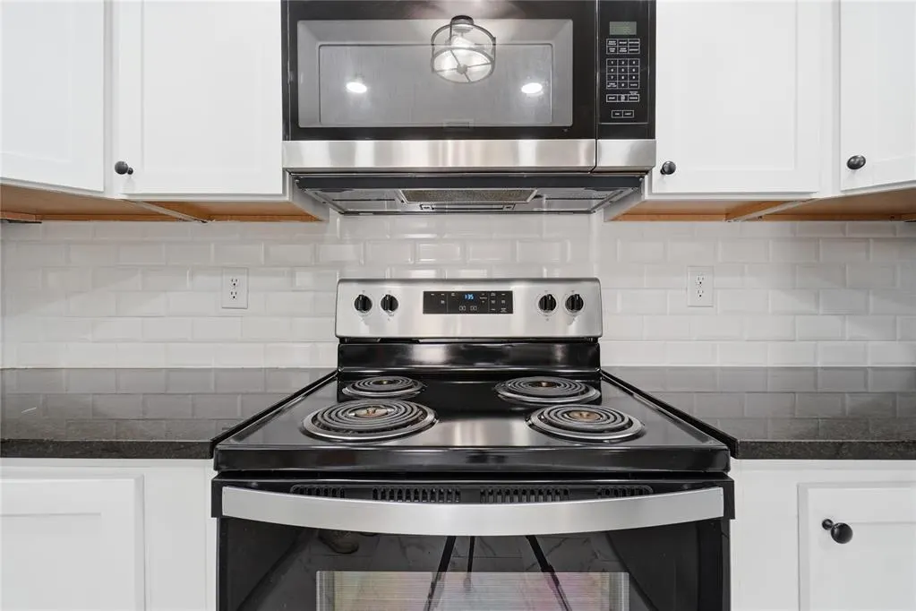 Photo 14 — 1919 NW Arlington Avenue, Lawton, OK 73507