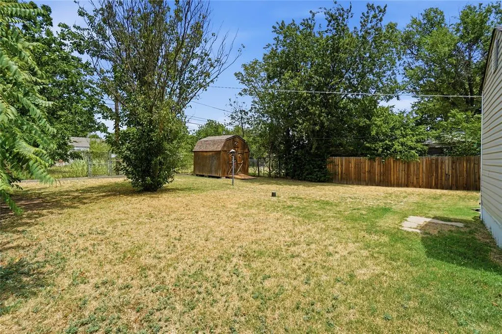 Photo 31 — 1919 NW Arlington Avenue, Lawton, OK 73507