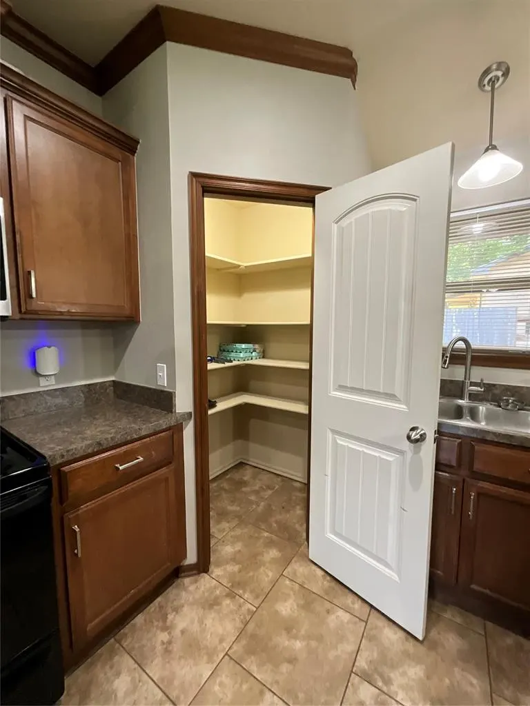 Photo 13 — 401 N 5th Street, Noble, OK 73068