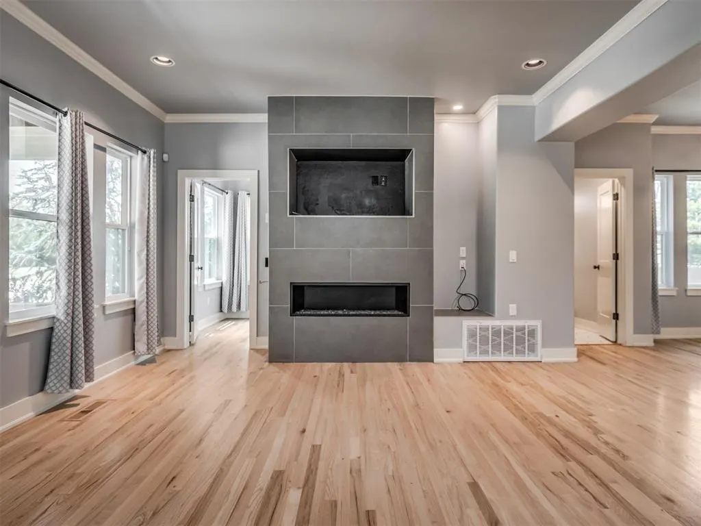 Photo 8 — 325 NE 14th Street, Oklahoma City, OK 73104