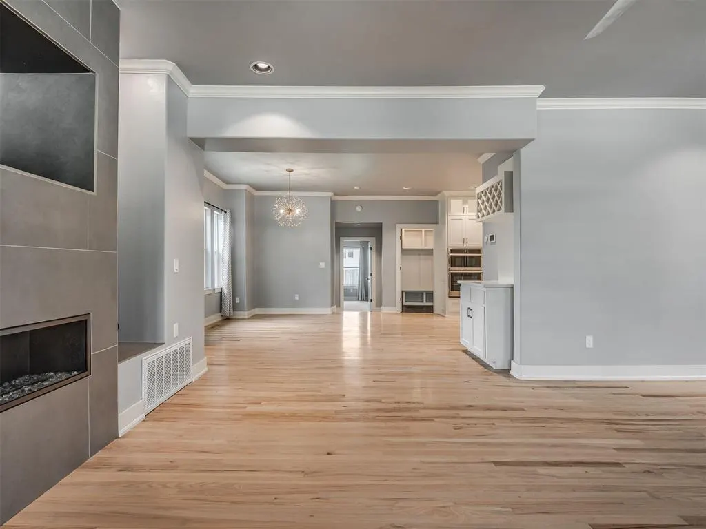 Photo 12 — 325 NE 14th Street, Oklahoma City, OK 73104