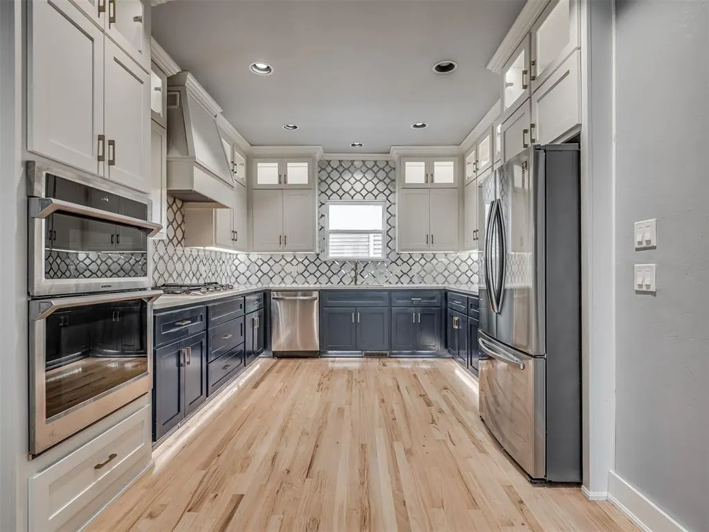 Photo 13 — 325 NE 14th Street, Oklahoma City, OK 73104