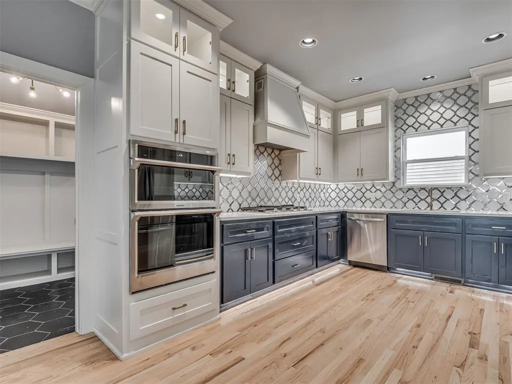 Photo 14 — 325 NE 14th Street, Oklahoma City, OK 73104