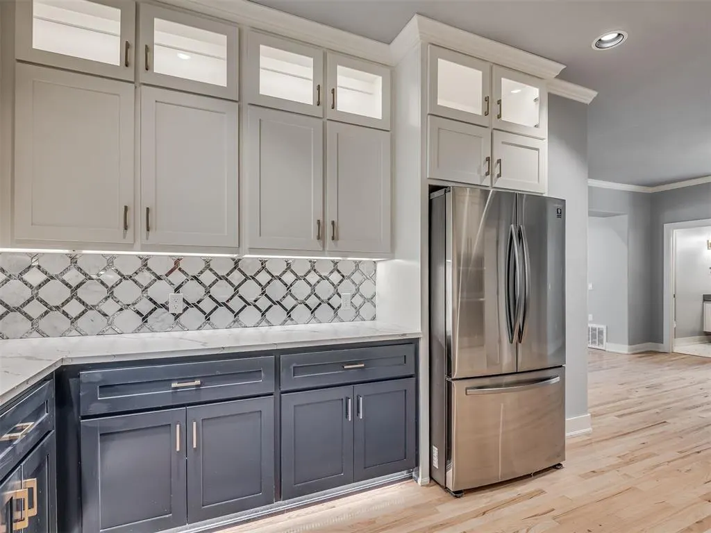 Photo 17 — 325 NE 14th Street, Oklahoma City, OK 73104