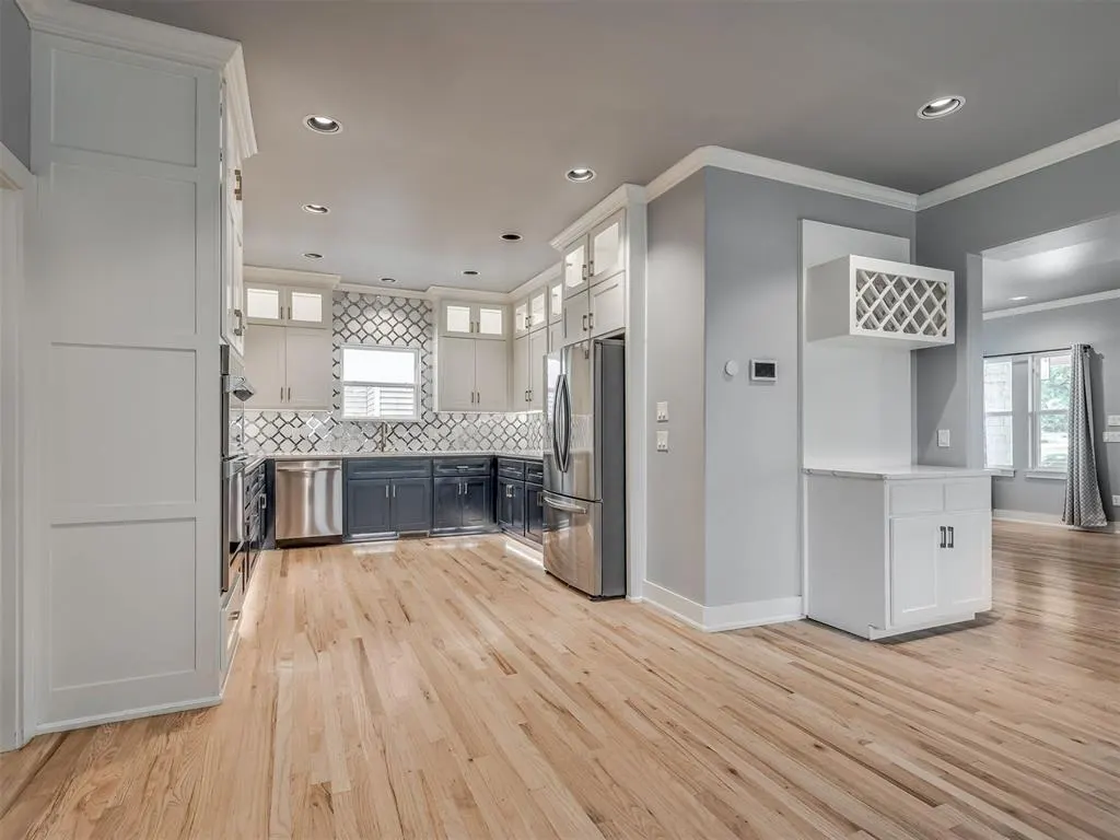 Photo 23 — 325 NE 14th Street, Oklahoma City, OK 73104