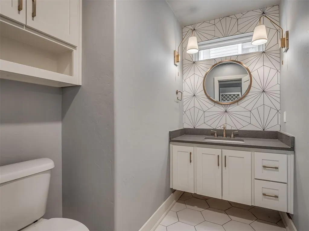 Photo 25 — 325 NE 14th Street, Oklahoma City, OK 73104
