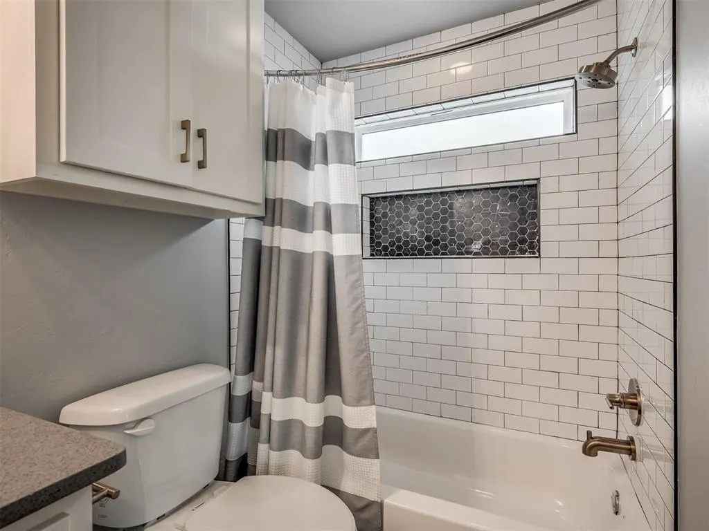 Photo 29 — 325 NE 14th Street, Oklahoma City, OK 73104