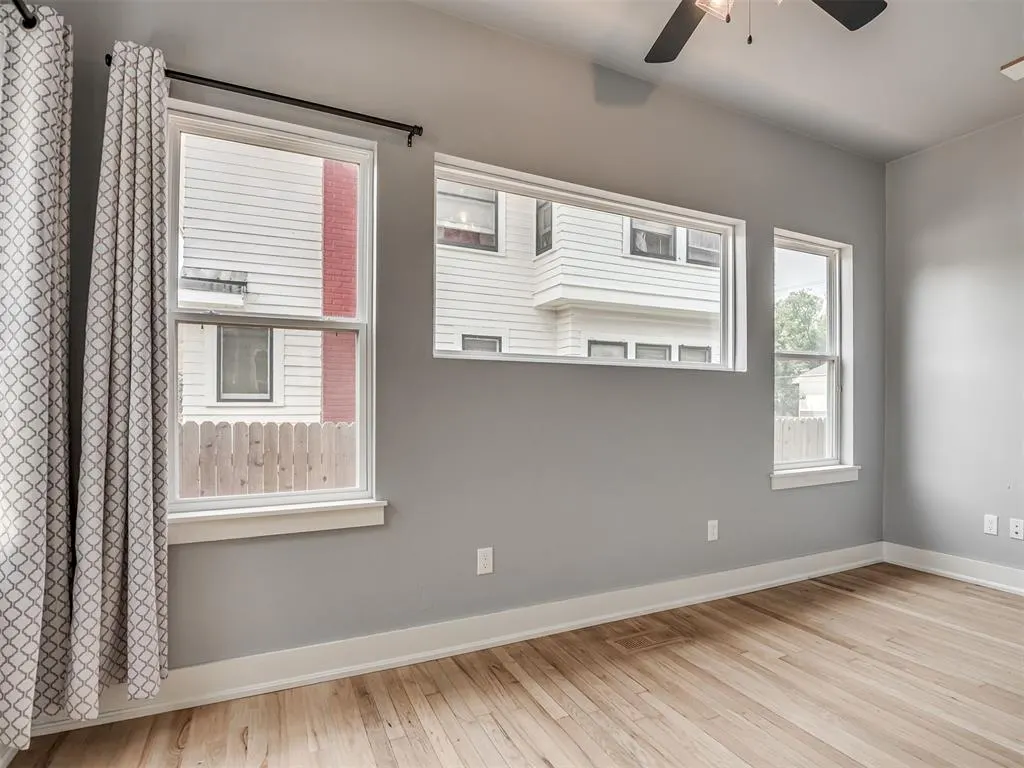 Photo 30 — 325 NE 14th Street, Oklahoma City, OK 73104