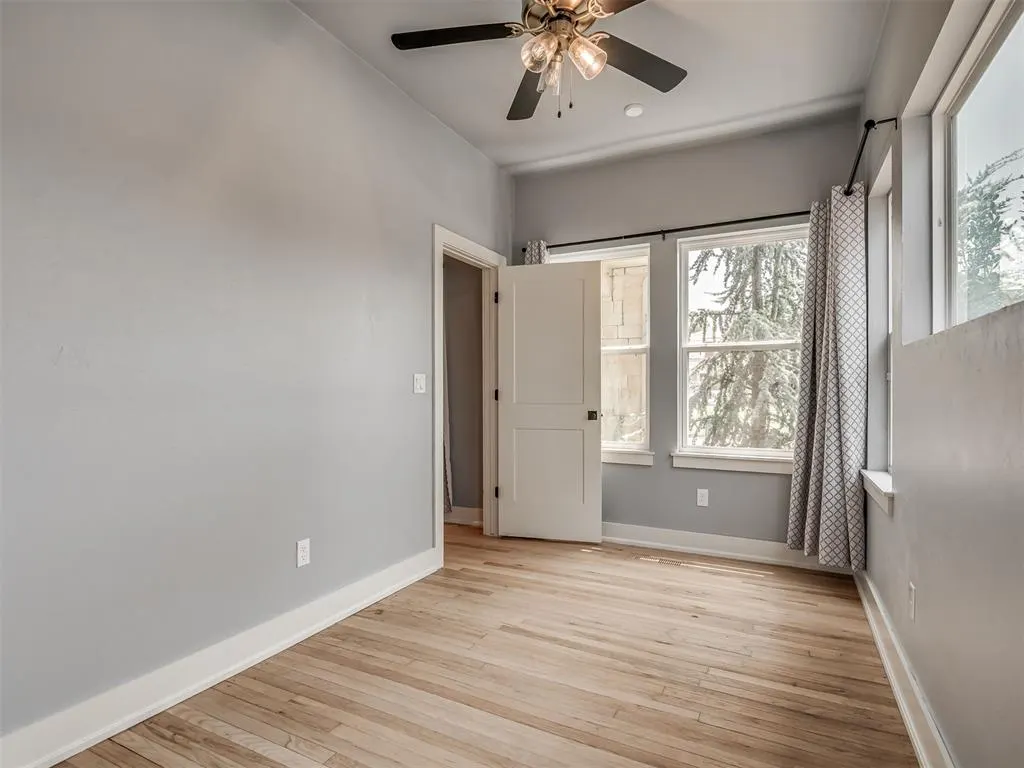 Photo 31 — 325 NE 14th Street, Oklahoma City, OK 73104