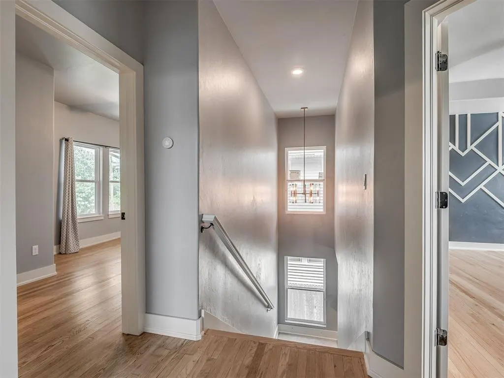 Photo 32 — 325 NE 14th Street, Oklahoma City, OK 73104