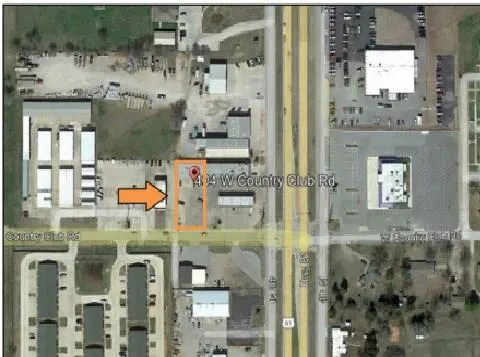 Photo 2 — 404 W Country Club Road, Chickasha, OK 73018