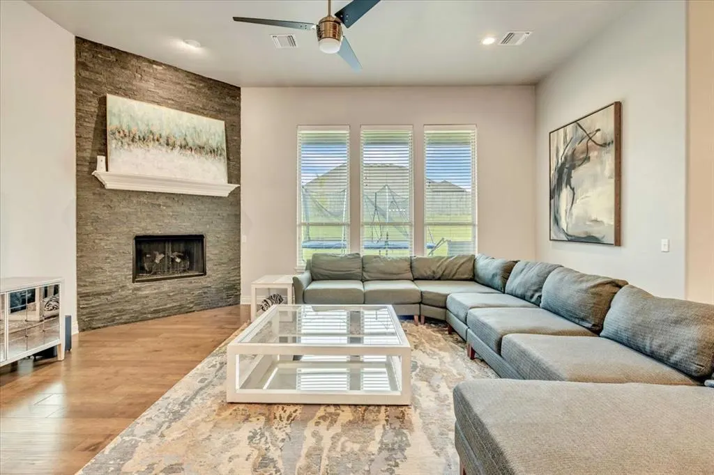 Photo 3 — 14708 Winoma Drive, Oklahoma City, OK 73142