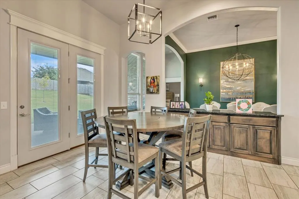 Photo 12 — 14708 Winoma Drive, Oklahoma City, OK 73142