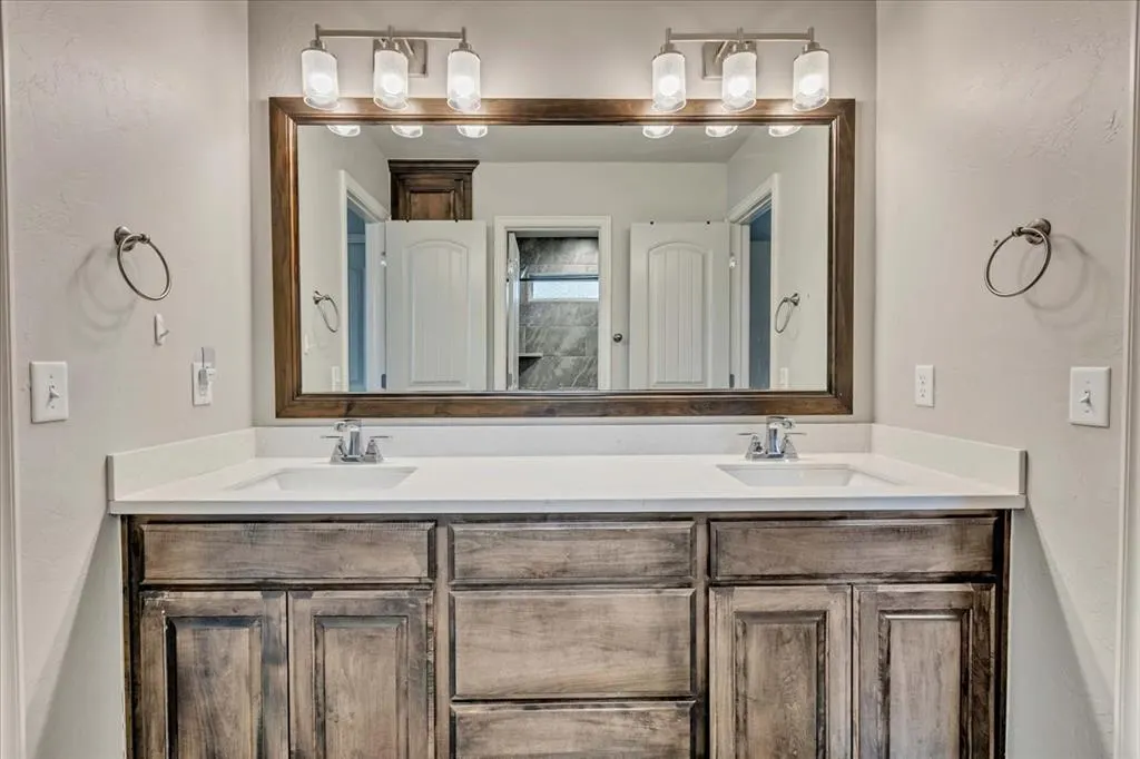 Photo 23 — 14708 Winoma Drive, Oklahoma City, OK 73142