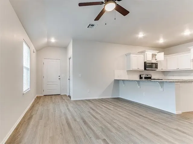 Photo 3 — 3707 Franks Way, Bethany, OK 73008