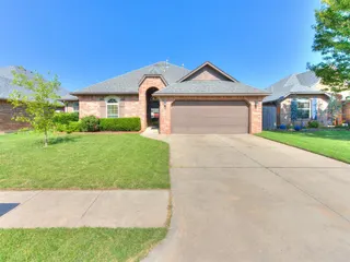 Sold home at 17312 Medina Lane