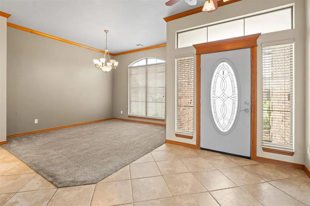 Photo 10 — 2001 SW 32nd Street, Oklahoma City, OK 73170