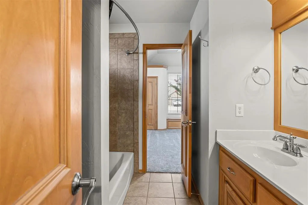 Photo 38 — 2001 SW 32nd Street, Oklahoma City, OK 73170