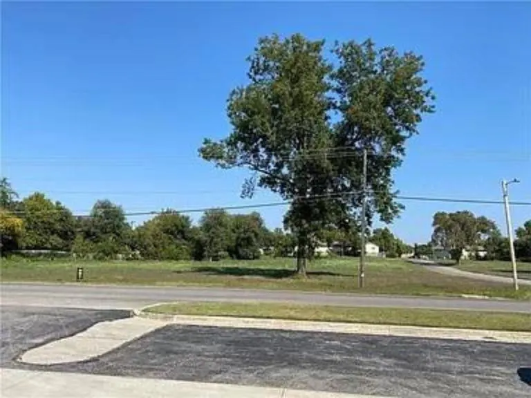 Photo 5 — 0000 Melrose Lane, Oklahoma City, OK 73107