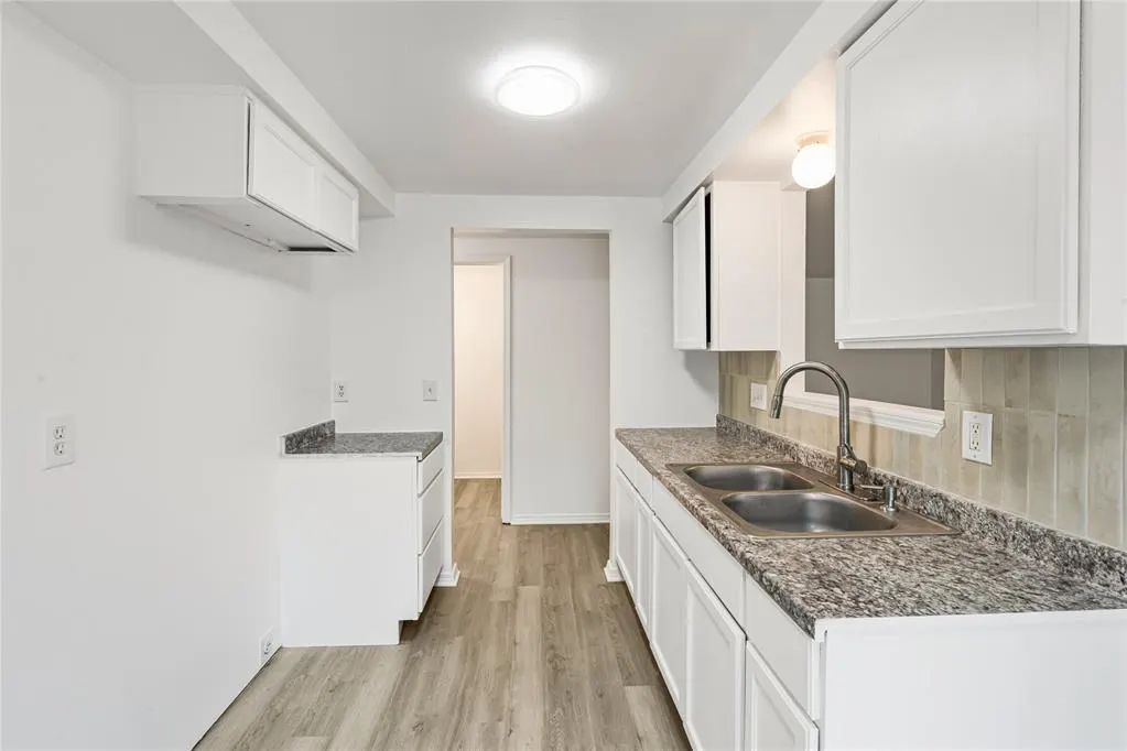 Photo 3 — 231 Windsor Way, Oklahoma City, OK 73110