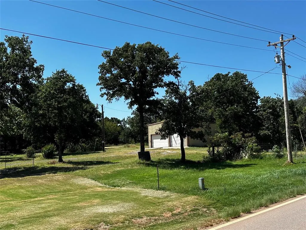 Front exterior — 101921 S Highway 102 Highway, Wellston, OK 74881