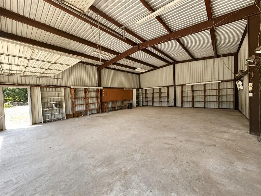 Photo 7 — 101921 S Highway 102 Highway, Wellston, OK 74881