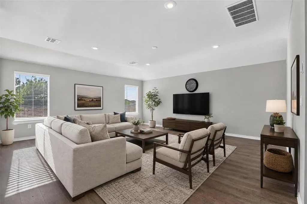 Photo 4 — 14409 Gravity Falls Lane, Oklahoma City, OK 73142