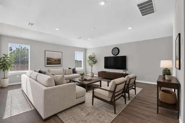 Photo 4 — 14409 Gravity Falls Lane, Oklahoma City, OK 73142