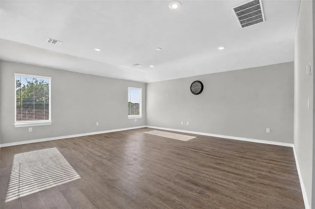 Photo 5 — 14409 Gravity Falls Lane, Oklahoma City, OK 73142