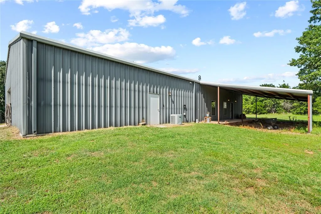 Photo 6 — 19760 Danny Lane, Luther, OK 73054