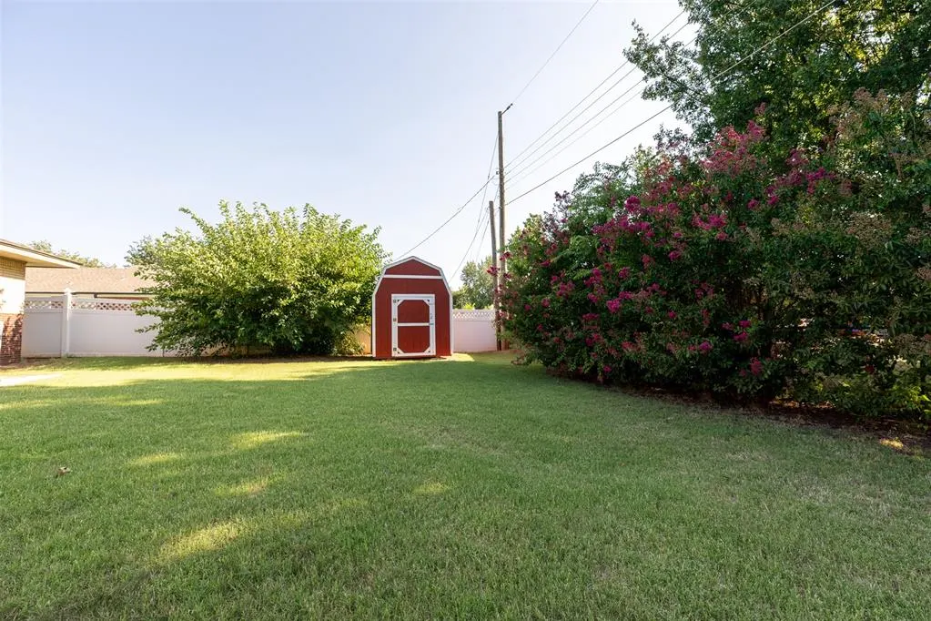 Photo 22 — 2505 Robin Road, Midwest City, OK 73110
