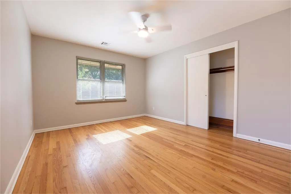 Photo 12 — 2505 Robin Road, Midwest City, OK 73110
