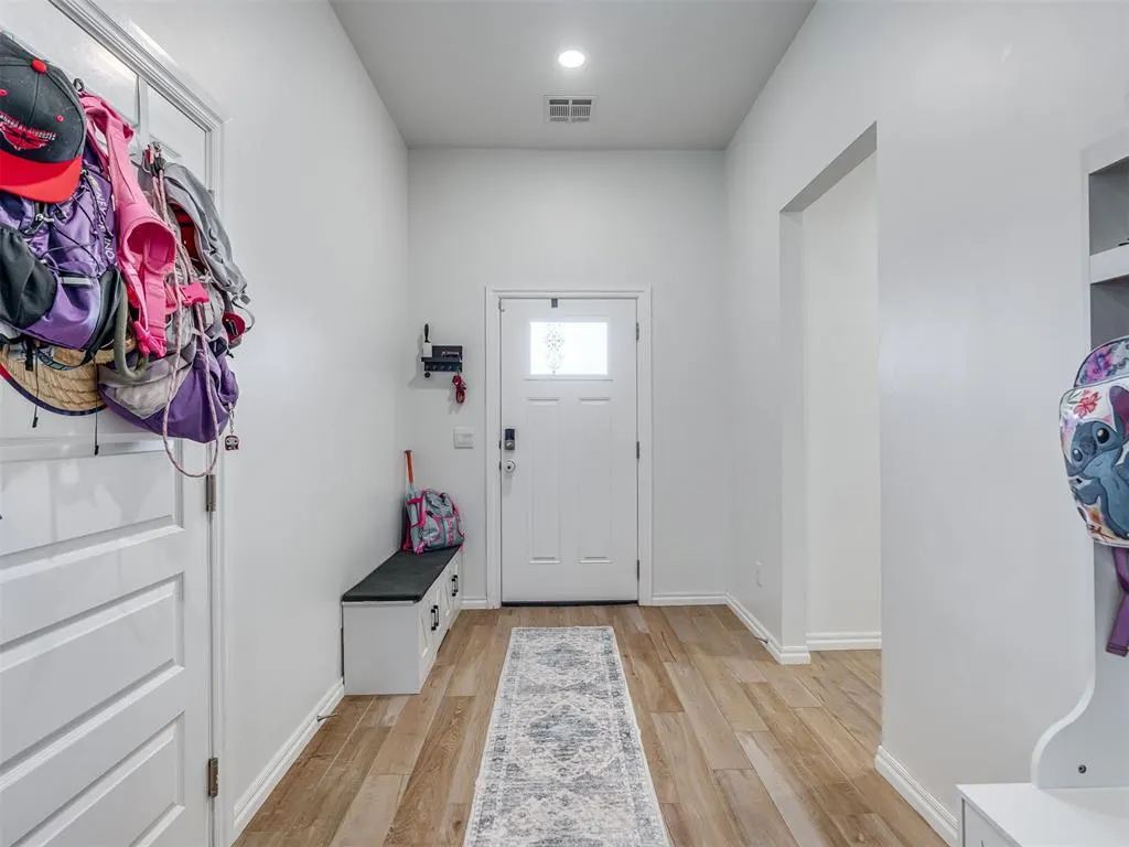 Photo 4 — 2517 Kathleens Crossing, Yukon, OK 73099