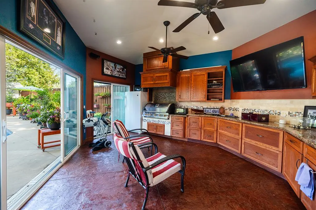 Photo 43 — 1305 E Lawrence Street, Wynnewood, OK 73098