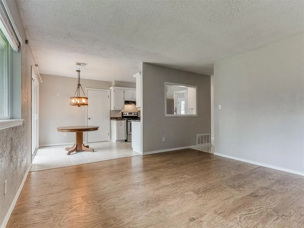 Photo 14 — 1638 Sheffield Drive, Norman, OK 73071