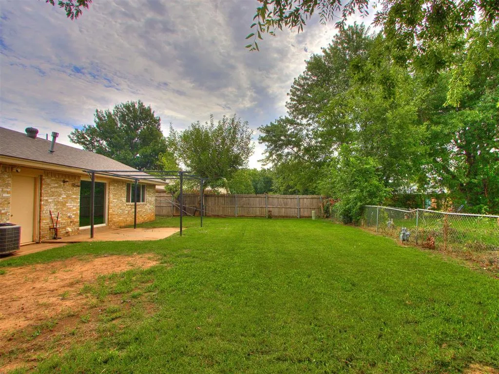 Photo 33 — 1638 Sheffield Drive, Norman, OK 73071