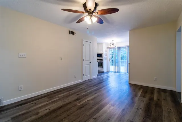 Photo 2 — 813 W Rulane Drive, Oklahoma City, OK 73110