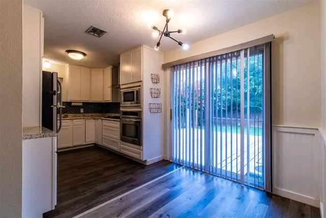Photo 4 — 813 W Rulane Drive, Oklahoma City, OK 73110
