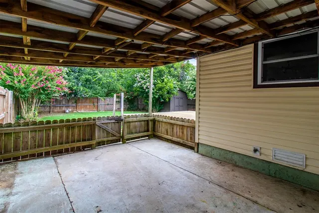 Photo 7 — 813 W Rulane Drive, Oklahoma City, OK 73110