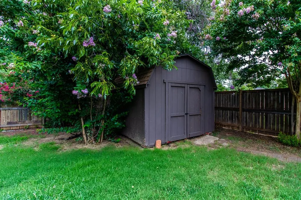Photo 11 — 813 W Rulane Drive, Oklahoma City, OK 73110