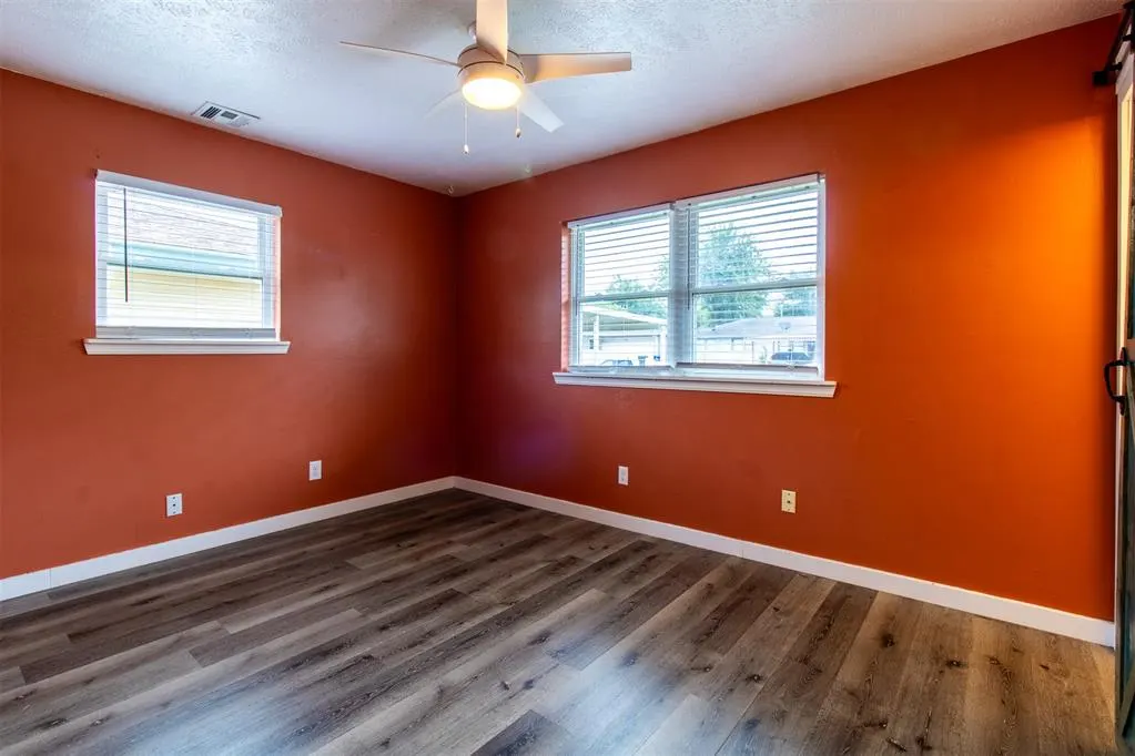 Photo 18 — 813 W Rulane Drive, Oklahoma City, OK 73110