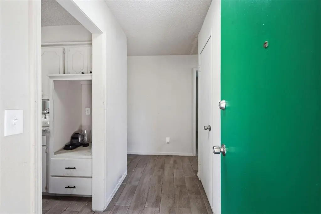 Photo 4 — 227 W Campbell Drive, Oklahoma City, OK 73110