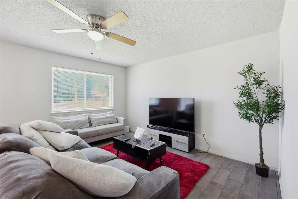 Photo 13 — 227 W Campbell Drive, Oklahoma City, OK 73110