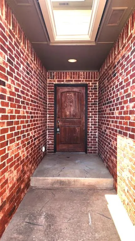 Photo 2 — 13705 Oxford Drive 13705/13707, Edmond, OK 73013