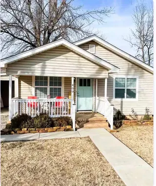 Sold home at 409 W Main Street