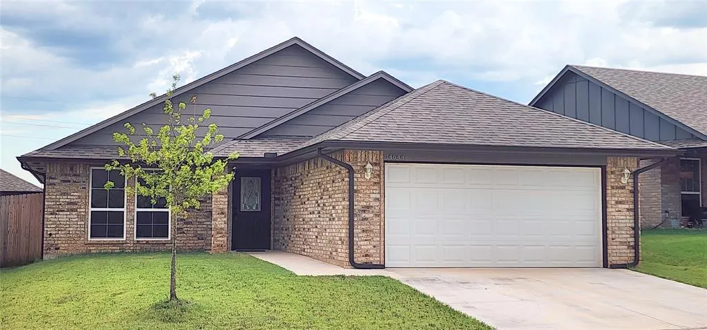 Front exterior — 14644 Bedrock Lane, Yukon, OK 73099