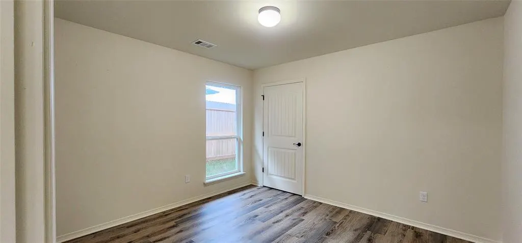 Photo 10 — 14644 Bedrock Lane, Yukon, OK 73099