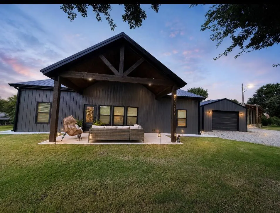 Front exterior — 430254 E 1146 Road, Porum, OK 74455