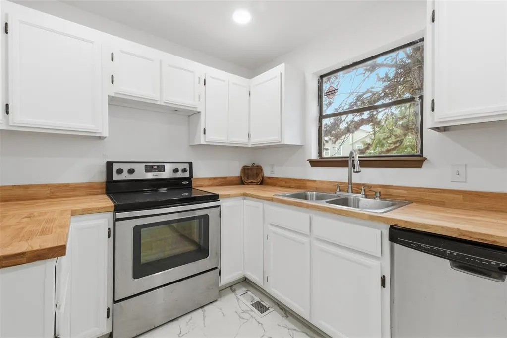 Photo 5 — 6031 NW 53rd Street, Oklahoma City, OK 73122