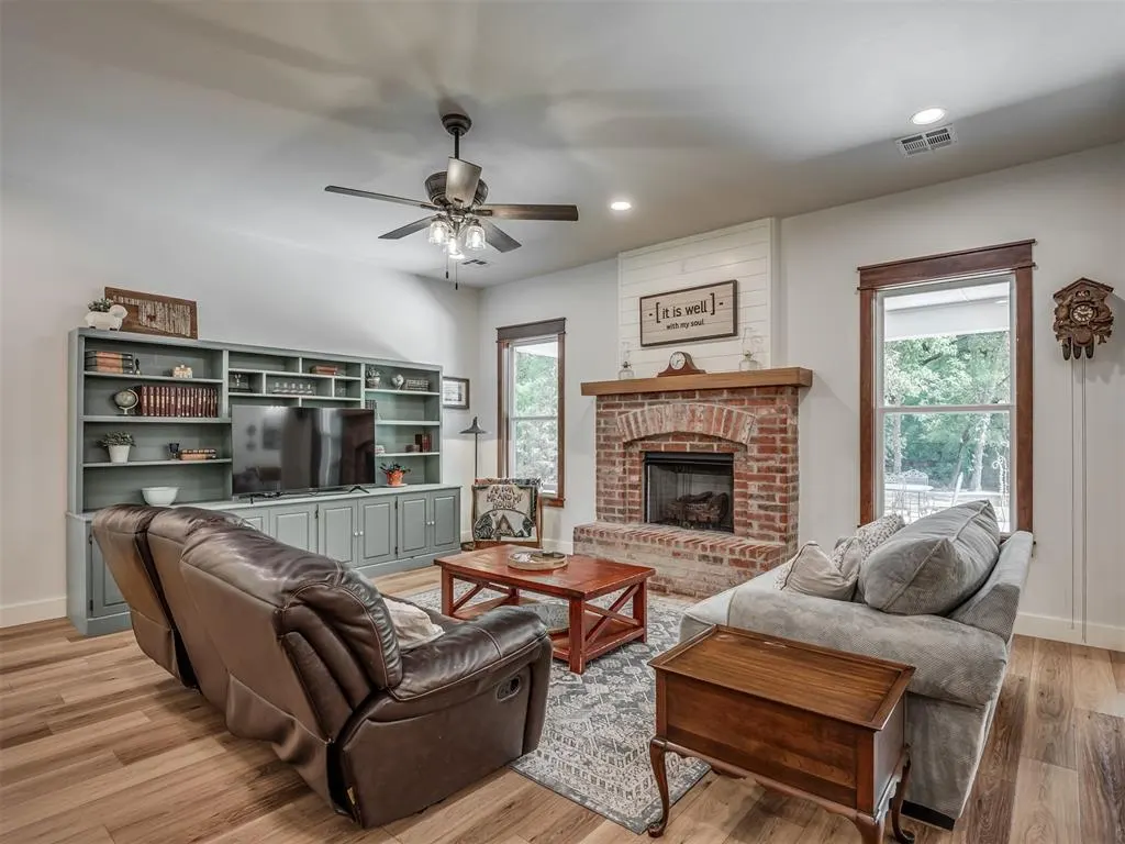 Photo 12 — 1940 SE 7th Street, Newcastle, OK 73065